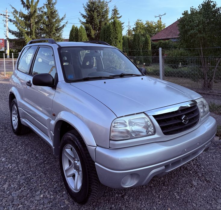 Suzuki Grand Vitara 1.6i 16V 2005 4x4 Mic\Mare *Recent adusa din Italia*Fara rugina