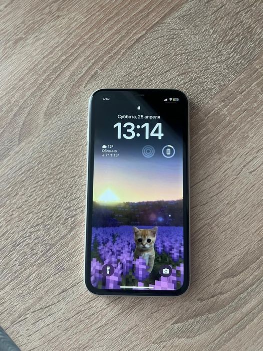 Айфон 11 в хорошем состояни