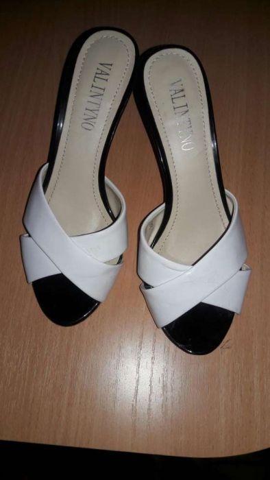 Продам жнские туфли.