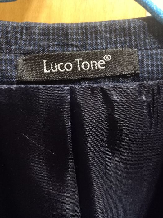 Классический костюм Luco Tone