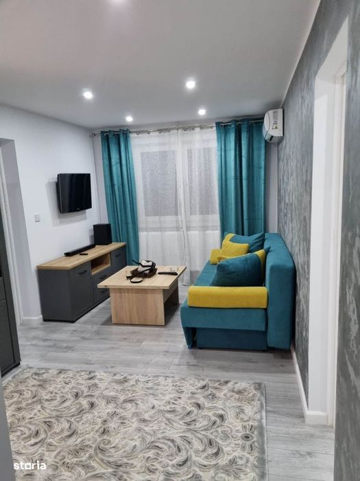 De Vanzare Apartament cu 2 camere zona Hipodrom( G-uri )