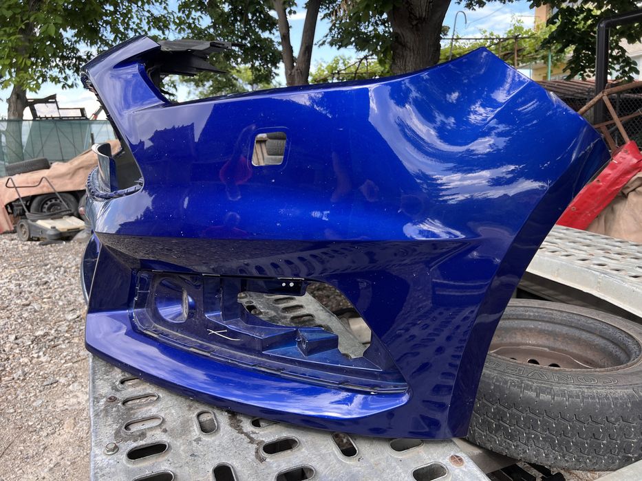 Ford focus St 2015-2018 оригинална предна броня здрава