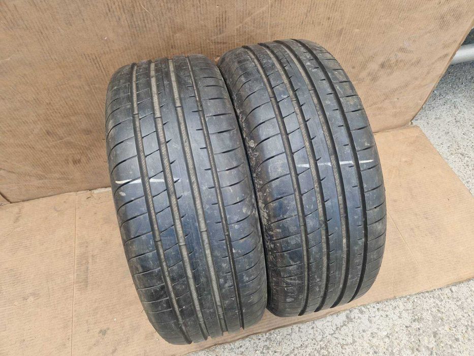 2 Goodyear R19 235/45 Летни гуми  DOT1024