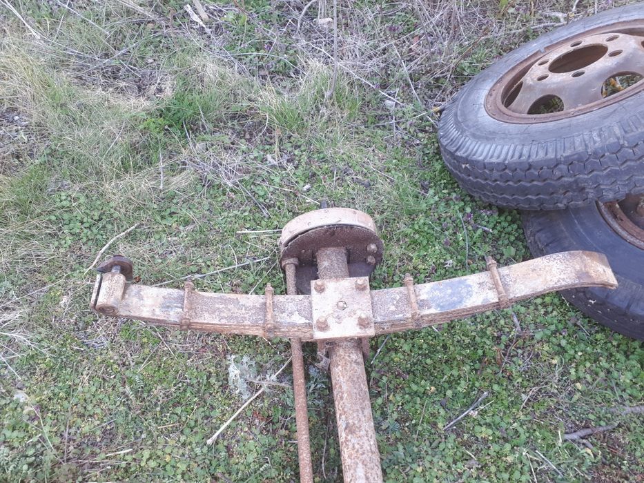 Оси и джанти от 4тонно ремарке - фургон