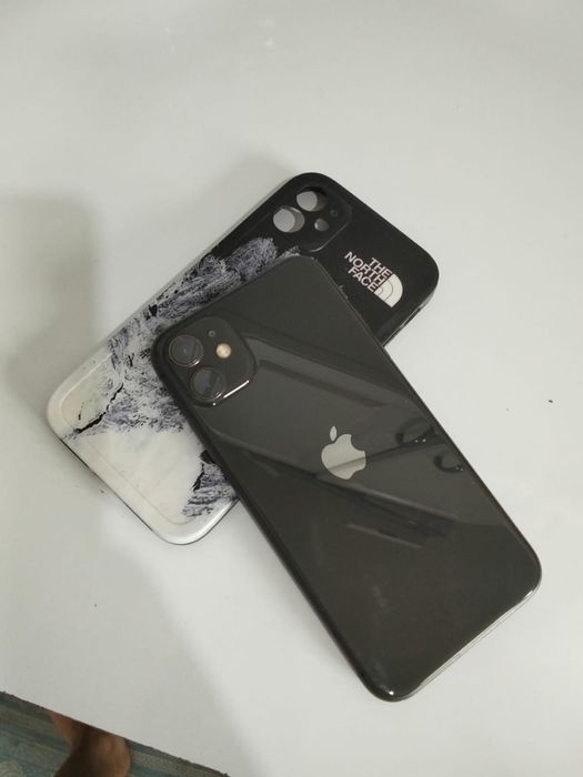 Айфон 11 128 акб 75