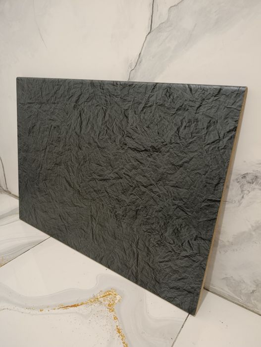 Столешница чернографитового цвета для кухни.