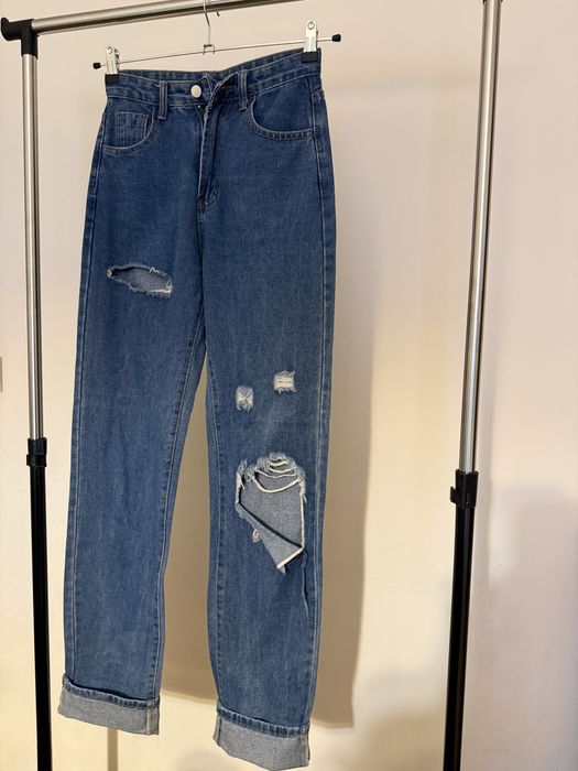 различни цветове дамски дънки