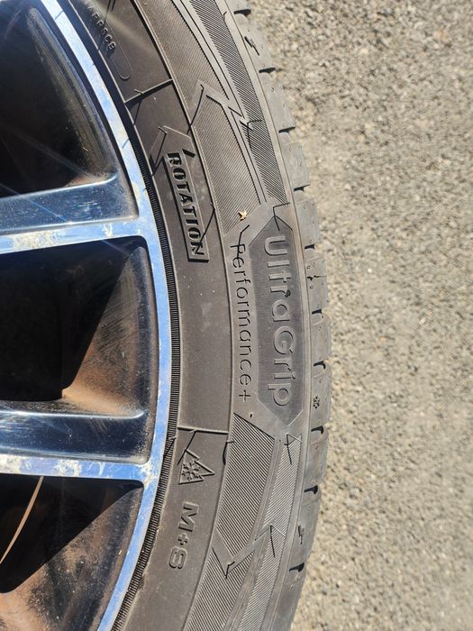 Jante cu anvelope Mercedes GLE 255/50 r19