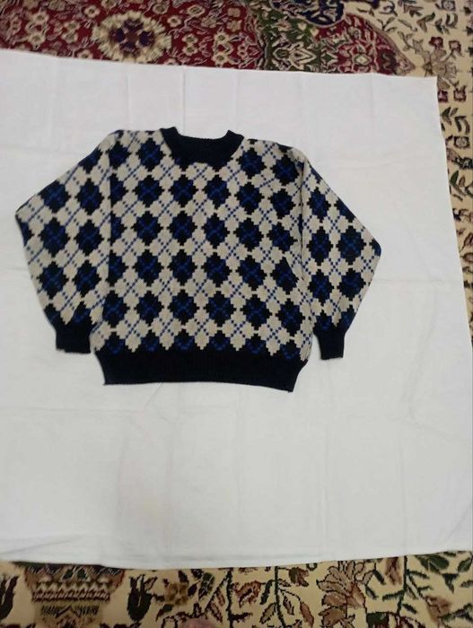 Продаются  женские свитера  100% шерсть