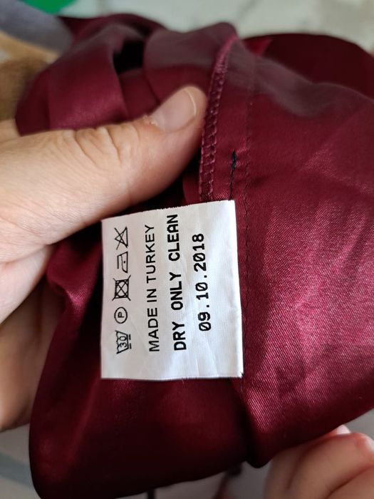 Продам платья не дорого