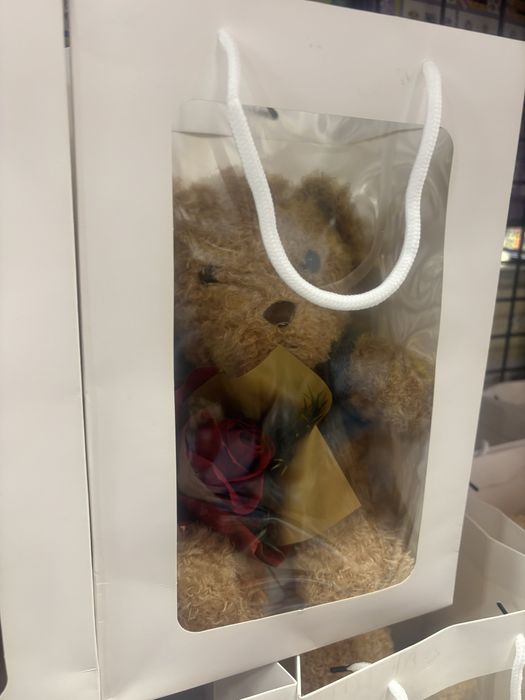 Мече с роза НОВИ