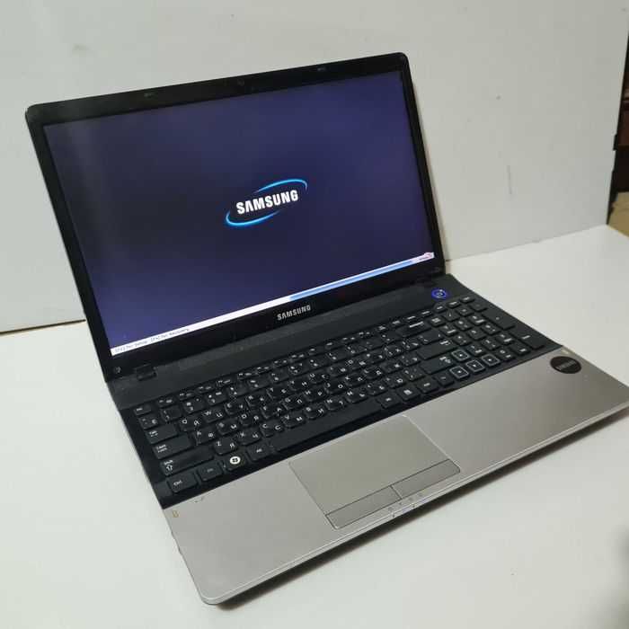 Ноутбук Samsung Core i5