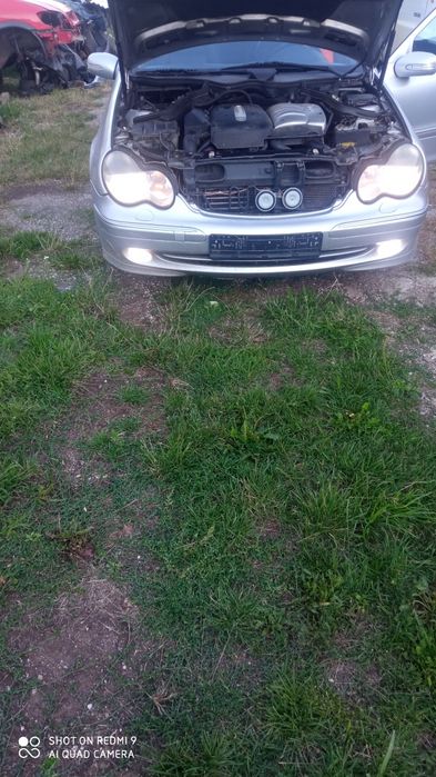 Продавам Мерцедес С220 143к на Части