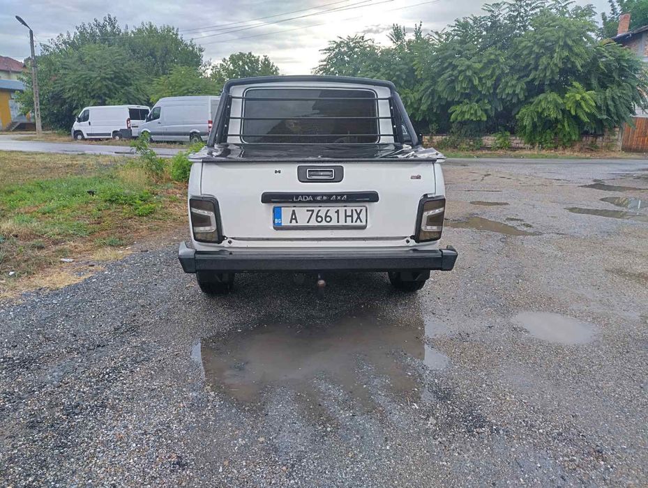Пикап Лада Нива в добро състояние