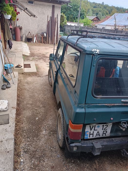 ARO 10 decapotabil