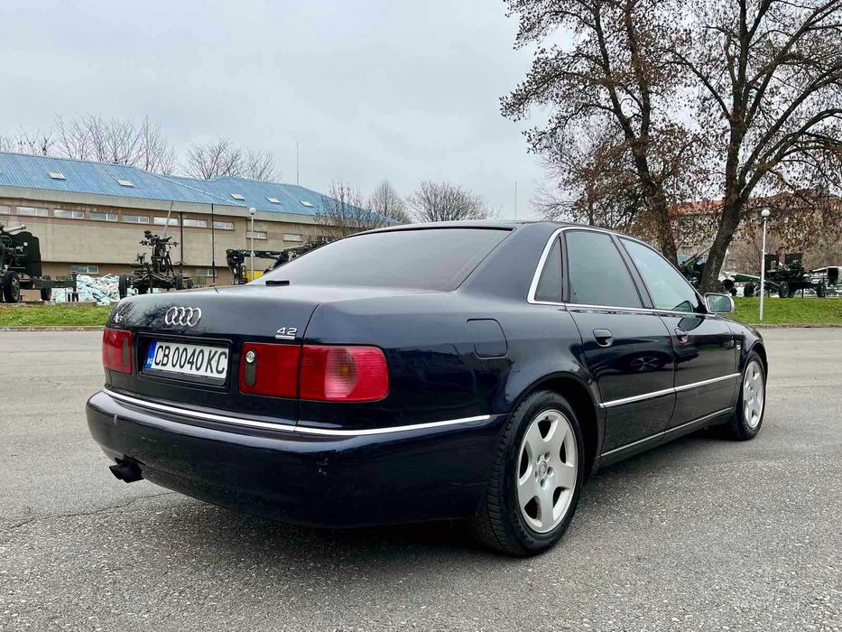 Audi A8 D2 4.2 310 к.с. 2001 г. (фейслифт)