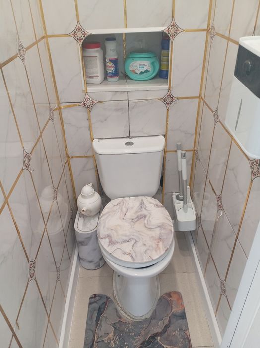 Продам 2 комн. квартиру с ремонтом