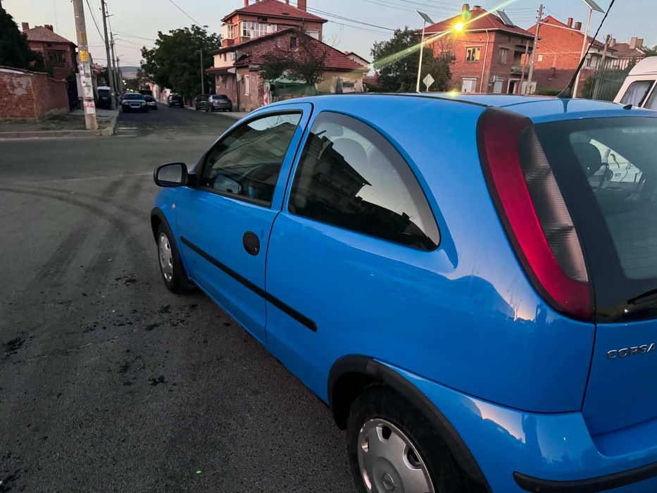 Опел корса 1.2 бензи