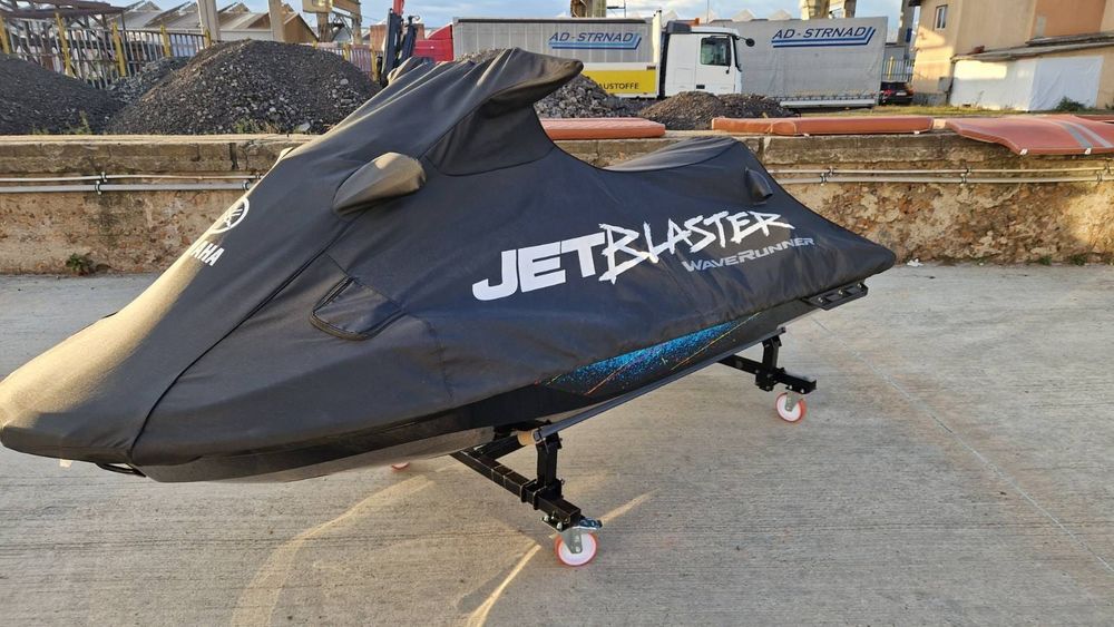 Джет Yamaha blaster