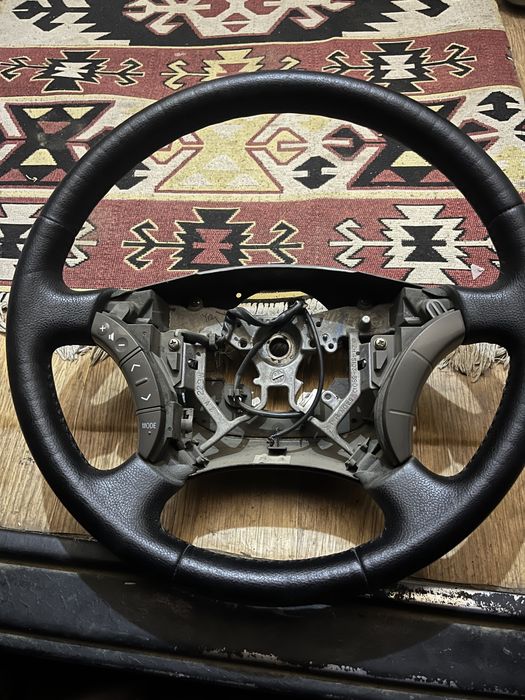 Руль на крузак100 , камри