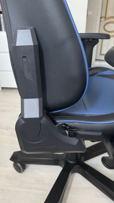 Геймърски стол DXRacer King в добро състояние