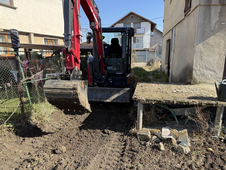 Мини багер и самосвал услуги