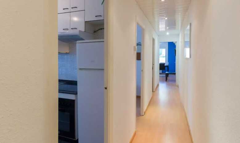 Дава се под наем Четиристаен апартамент в Пловдив, Център - 98 кв.м за 255 € - Снимка #4