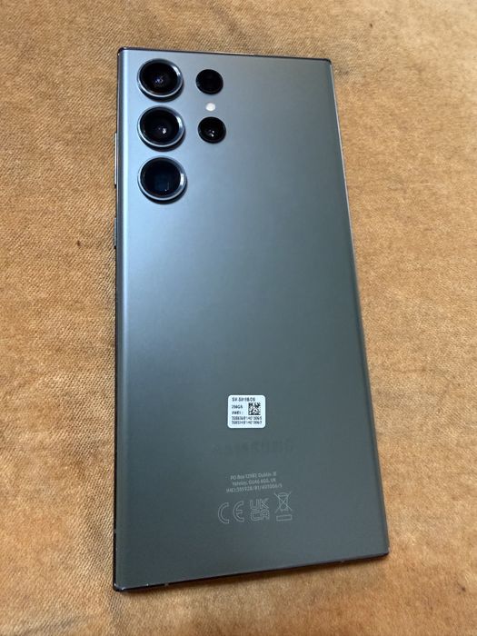 Vând Galaxy 23 Ultra