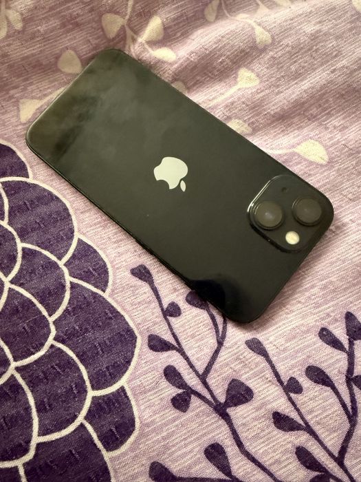 Iphone 13 , blue midnight