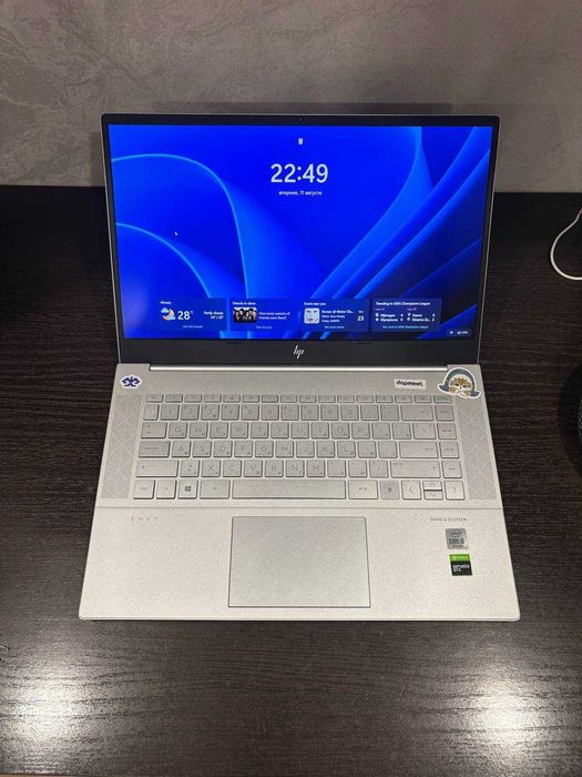 HP Envy 15 / GTX 1650 Ti / i5 / 16GB / 1TB / Win11
