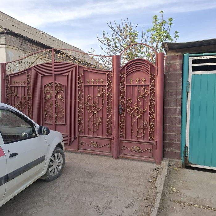 Продается 6 комнатныйдом          .