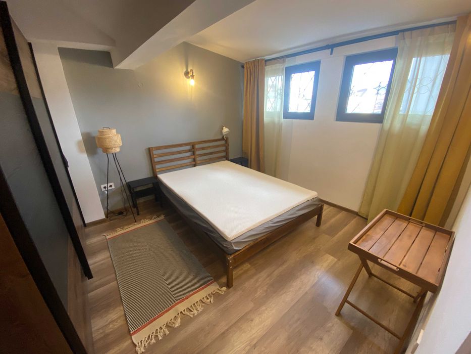 Дава се под наем Двустаен апартамент в София, Център - 75 кв.м за 1072.02 € - Снимка #3