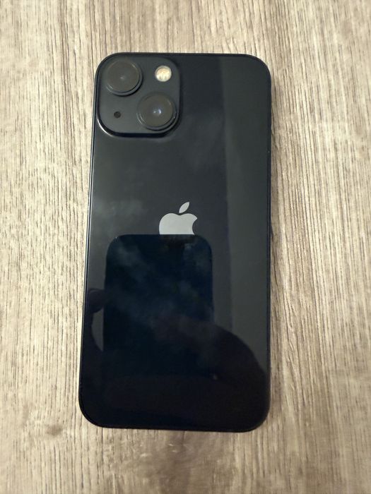 Se vinde Iphone 13 mini
