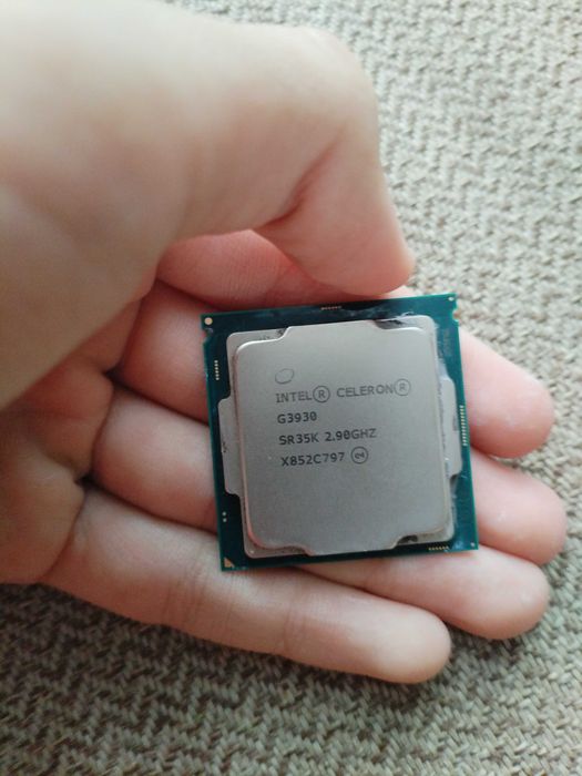 Процессор Intel Celeron G3930