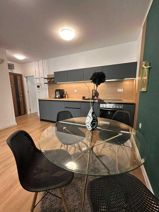 Дава се под наем Тристаен апартамент в Пловдив, Кършияка - 100 кв.м за 612 € - Снимка #9