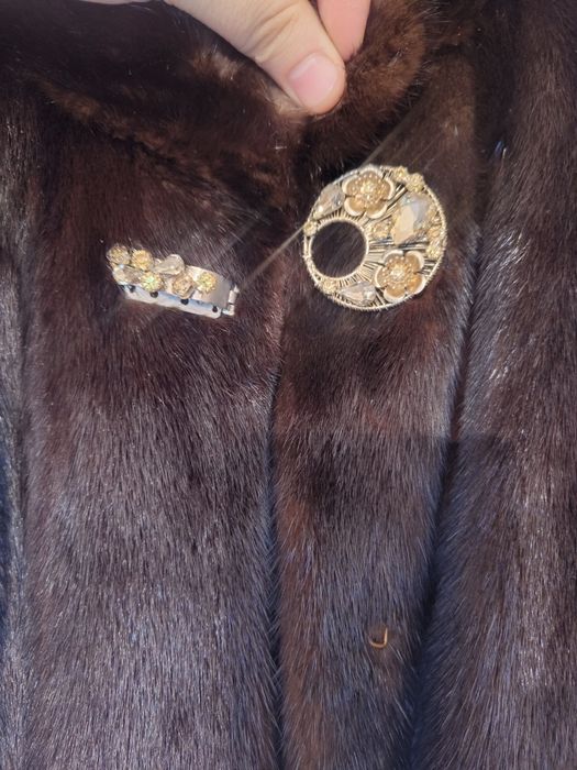 Продам шубу б/у  54/56