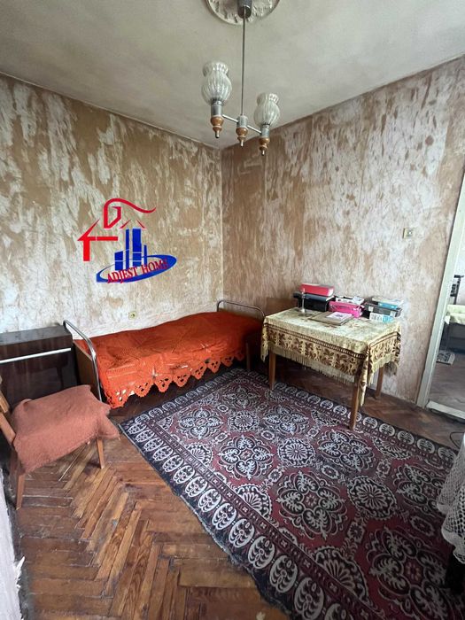 Продава се Четиристаен апартамент в Шумен, 5-ти полк - 120 кв.м за 1041 €/кв.м - Снимка #4