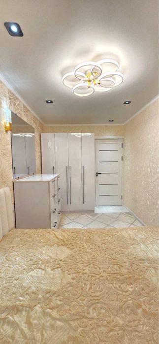 Продается 2в3/1/4 Чиланзар 6кв Кирпич Балкон 2/6