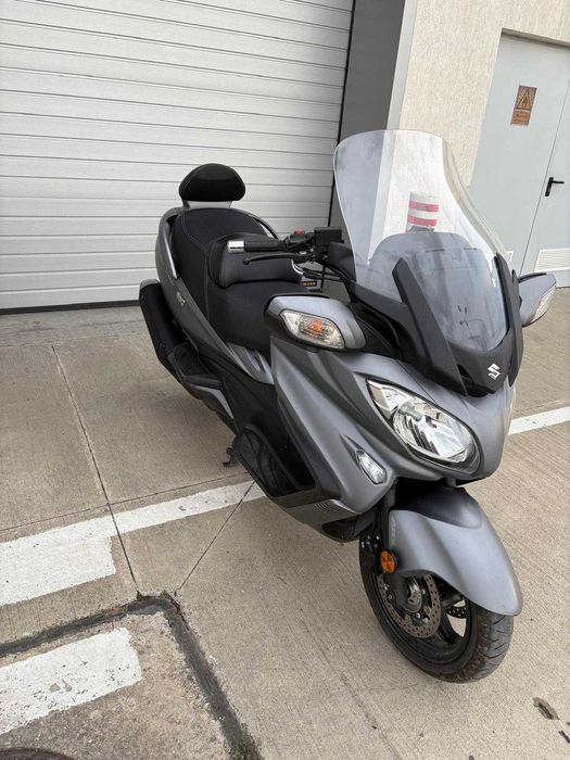 Suzuki Burgman 650 executive