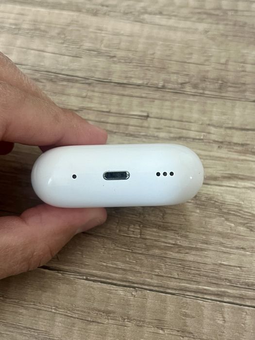 Кейс Apple Airpods Pro 2 Gen Оригинал без наушников