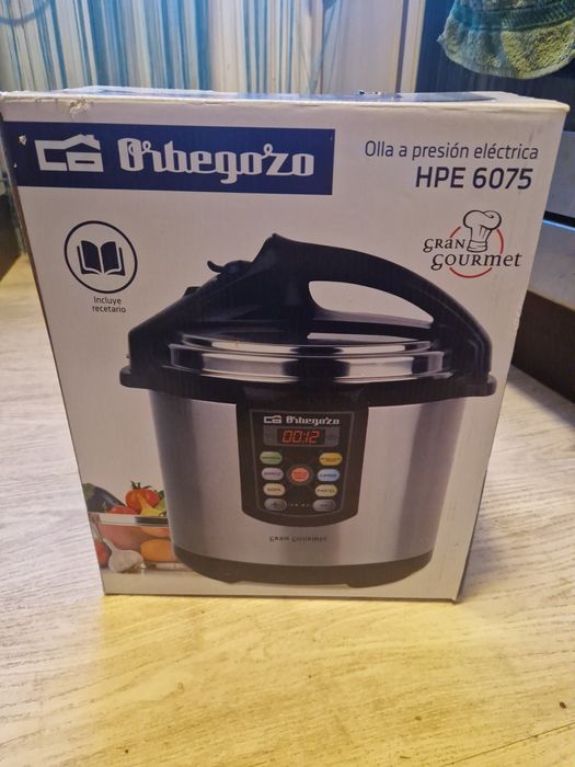 Oală sub presiune Orbegozo HPE 6075, pentru gătire rapidă și usoara