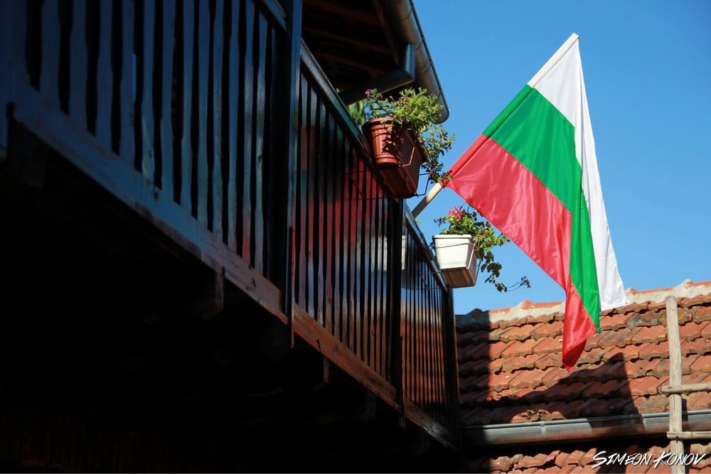 Продава се Къща в с. Ломец, Област Ловеч - 390 кв.м за 505 €/кв.м - Снимка #9