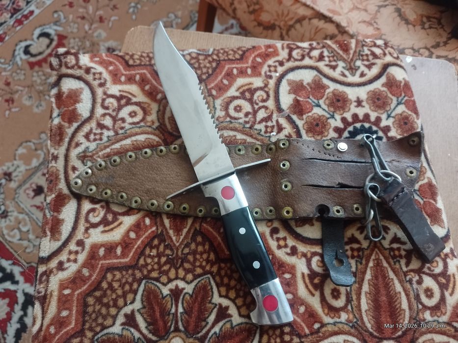 Vând cuţit vânătoare