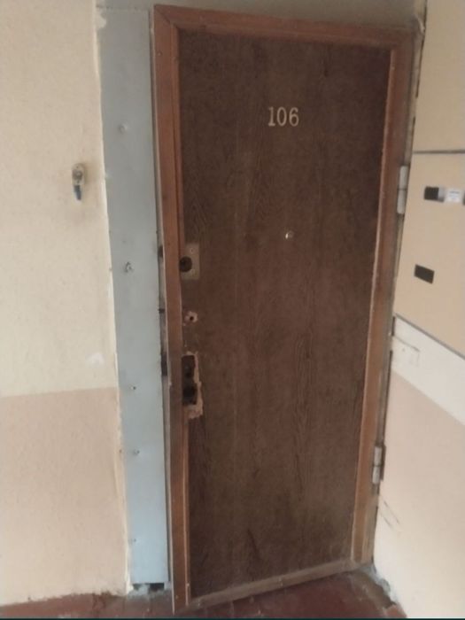 ×Чиланзар 20, 2/4/4 ‼️Срочно Продаётся,  Зеркалка 50м²‼️ Продаётся кв