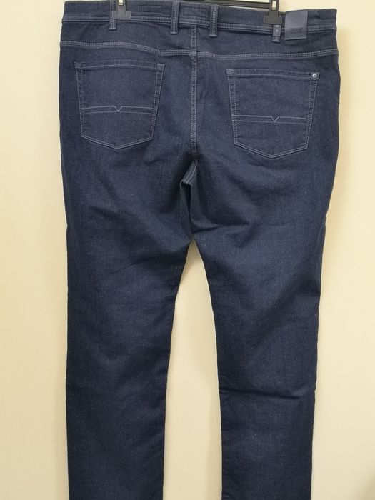 Pantaloni de blugi Pioneer marime 60