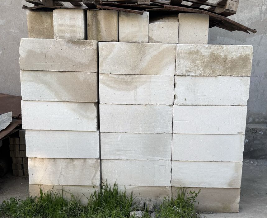 Газоблоки 120-130 штук