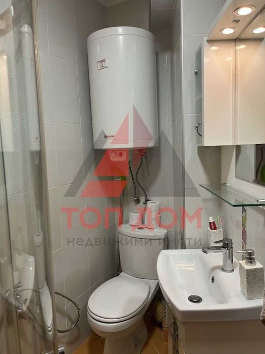 Дава се под наем Двустаен апартамент в к.к. Св.Св. Константин и Елена - 62 кв.м за 612 € - Снимка #14