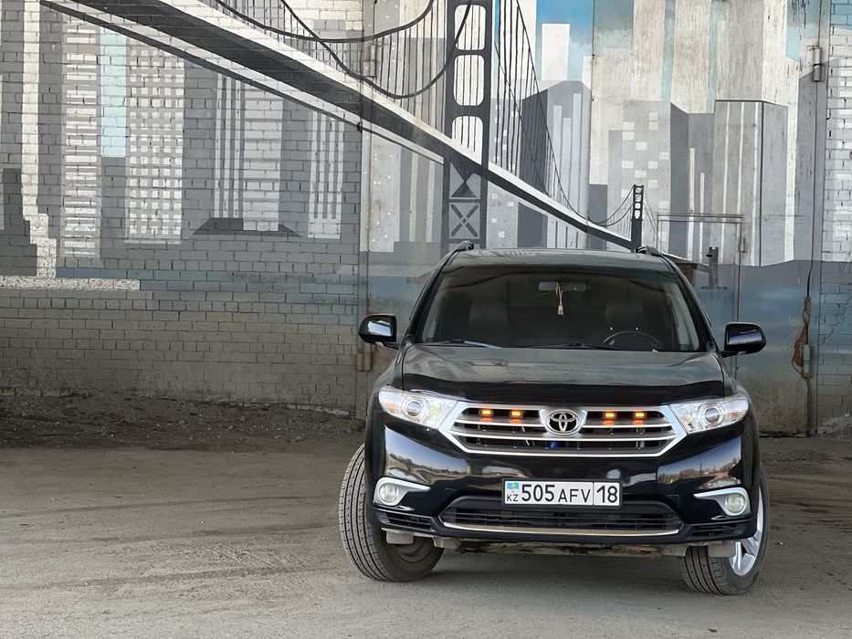 Toyota Highlander 2011ж