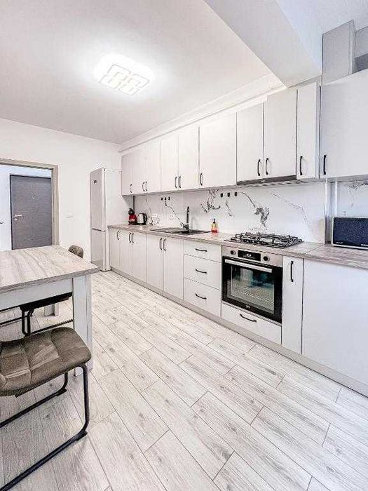 Inchiriez apartament 2 camere zona centrala, mobilat si utilat