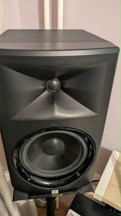 Мониторни колони JBL LSR 308 + стойки за колони Gravity SP 3202 VT